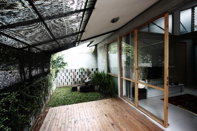 Nhà cấp 4 với nét đẹp từ cây cỏ phủ xanh bê tông, chi phí 353 triệu-1