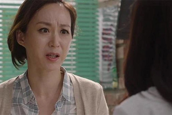 Sau 1 lần đi chợ, chồng quyết định đưa thẻ lương cho tôi giữ-2