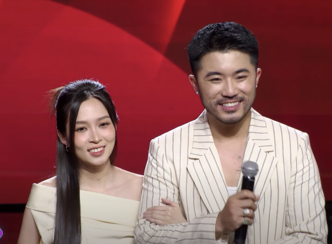 Con gái và con rể Xuân Hinh khóa môi tình cảm tại Người Ấy Là Ai, nhan sắc trên truyền hình như thế nào?-1