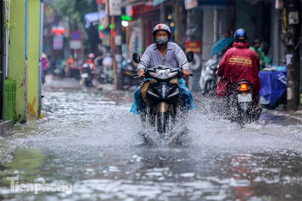Hai xe khách tông nhau ở Phú Yên, nhiều người thương vong-2