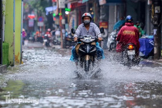 Miền Bắc đón mưa lớn