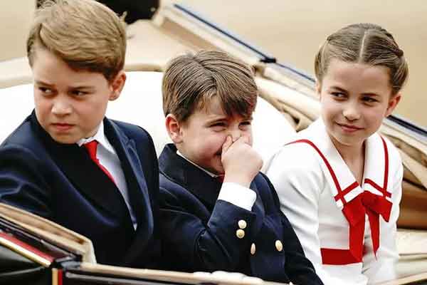 Khám phá cung điện lộng lẫy được mệnh danh là Điện Buckingham của Ấn Độ-1