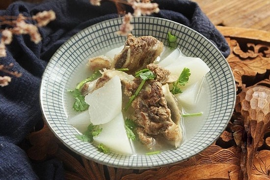 Bữa cơm mùa hè giản tiện mà vẫn thơm ngon đủ chất với món canh này