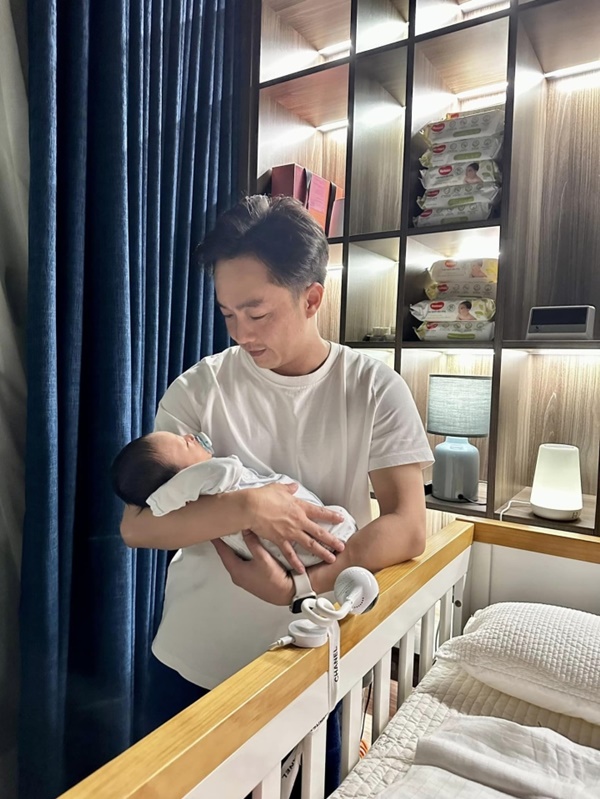 Sau khi Đàm Thu Trang sinh con thứ 2, cuộc sống của Cường Đô la thế nào?-3