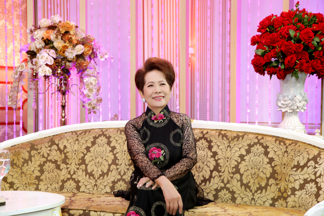 Danh ca Phương Dung 17 tuổi mua nhà, cát-xê 333 cây vàng-1