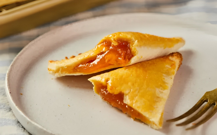 Làm bánh nhân mứt quýt từ bánh mì sandwich đơn giản, ngon miệng-1