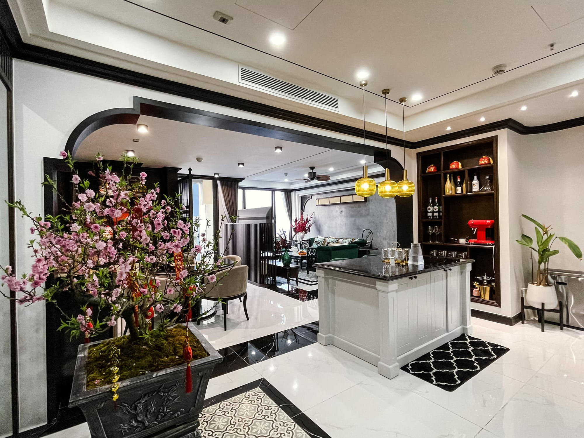 Điểm chung thú vị giữa 2 cơ ngơi của vợ mới - Phương Oanh và vợ cũ - Đào Lan Hương của Shark Bình-9