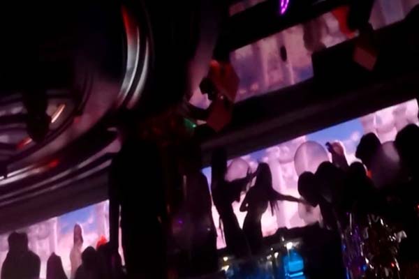 Thường xuyên hít bóng cười, cô gái trẻ ở TP.HCM tổn thương tủy sống cổ-4