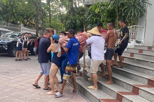 Choáng với 2 tài xế taxi ở TP.HCM biến hóa giá cước tăng 10 lần-1