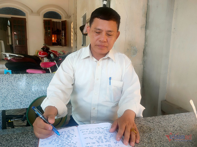 Con tôi không vào đại học nhưng mỗi tháng gửi về cả trăm triệu-1