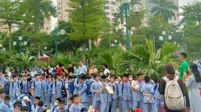 Bà mẹ ở Hà Nội kể trải nghiệm cho con học khóa tu mùa hè có cả nghìn trẻ-2