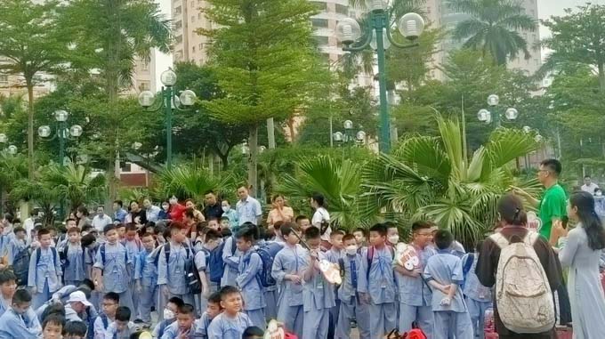 Bà mẹ ở Hà Nội kể trải nghiệm cho con học khóa tu mùa hè có cả nghìn trẻ-2