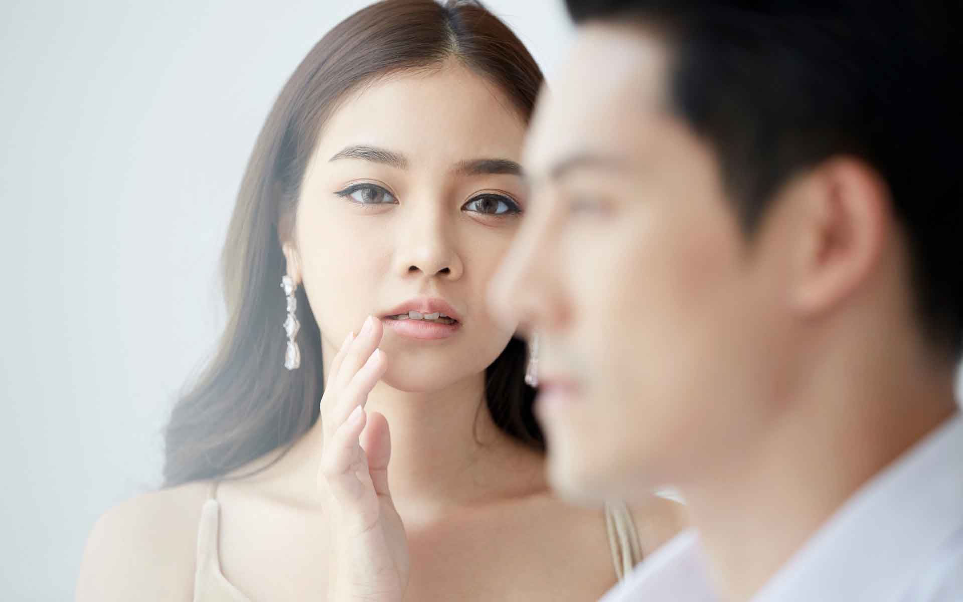 Chị dâu khuyên tôi nên sống thử với bạn trai 1 năm rồi mới cưới-1