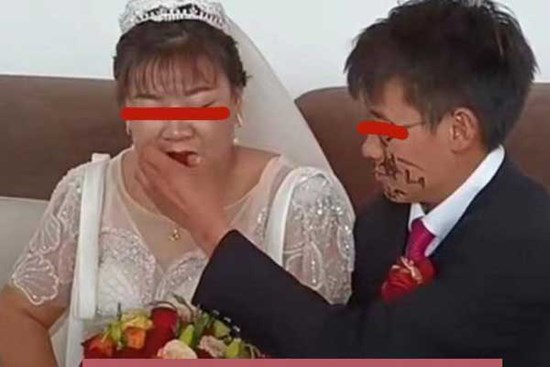 Chú rể 28 tuổi cưới vợ 42 tuổi tiết lộ sính lễ bất ngờ