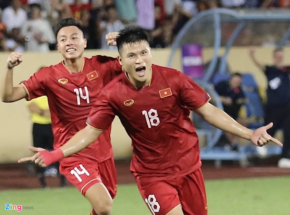 Tuyển Việt Nam đánh bại Syria 1-0-1