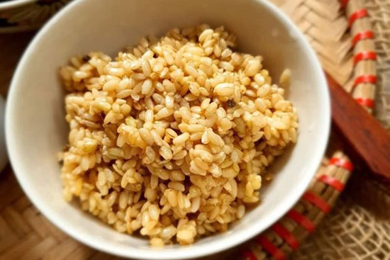 Món ăn hot nhất chợ Tết Đoan Ngọ, dân buôn chốt bán cả tấn