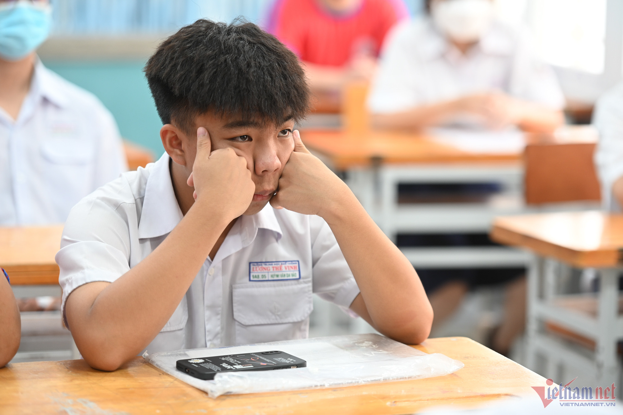 Điểm chuẩn thi lớp 10 TP.HCM năm 2023 sẽ tăng-1