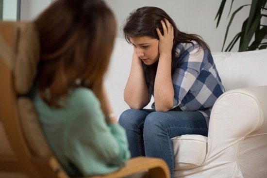 Câu 'thần chú' giúp cha mẹ đối thoại với con tuổi teen