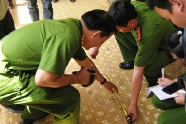 Nghi án con đâm mẹ tử vong-2