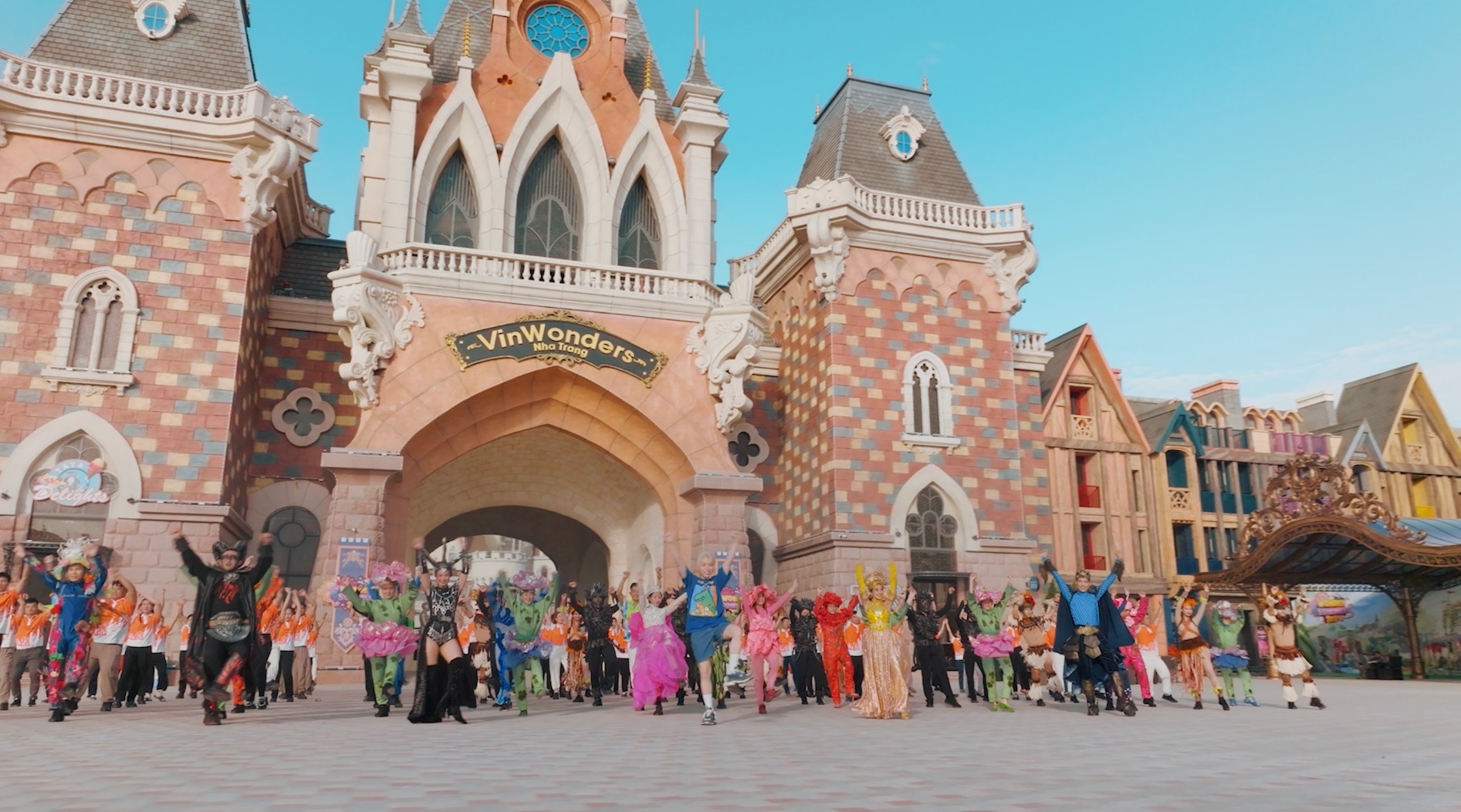 Mở bán vé đại nhạc hội 8Wonder-2