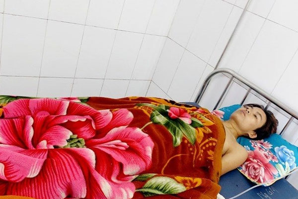 Nghi án con đâm mẹ tử vong-1