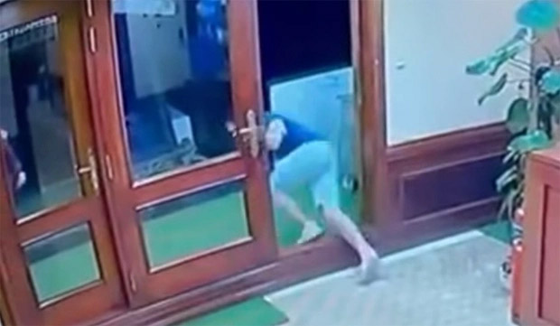 Nghi say thuốc lào, du khách rơi xuống biển Hải Phòng tử vong-1