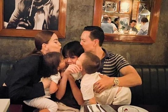 Hồ Ngọc Hà khoe hình gia đình 5 người đón sinh nhật tuổi 13 của Subeo