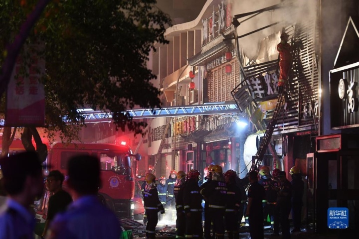 Hiện trường vụ nổ nhà hàng xiên nướng làm 31 người chết ở Trung Quốc-8