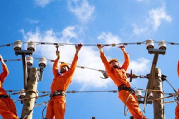 Ba người trong gia đình đuối nước tử vong-2