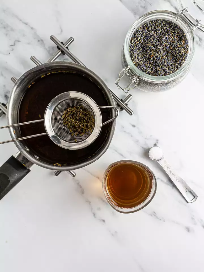 Công thức pha nước chanh độc đáo, vừa giúp trắng da lại ngủ ngon-2