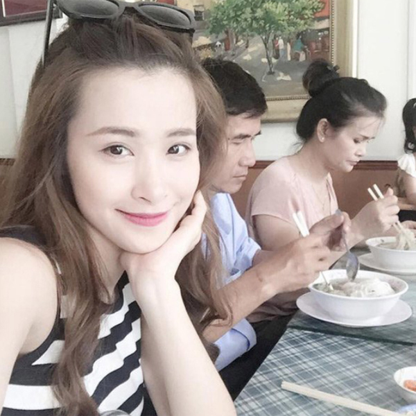 Chân dung người phụ nữ quyền lực đứng sau thành công của Đông Nhi-8