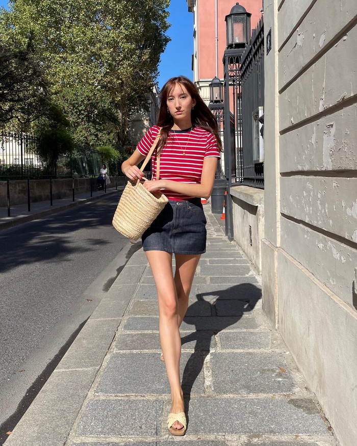 10 set đồ họa tiết sang mà không sến của phụ nữ Pháp-4