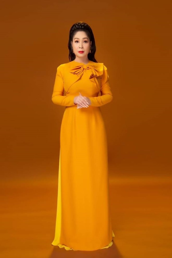 NSND Hồng Vân tự tin khoe đường cong ở tuổi U60 sau khi giảm 15kg-2