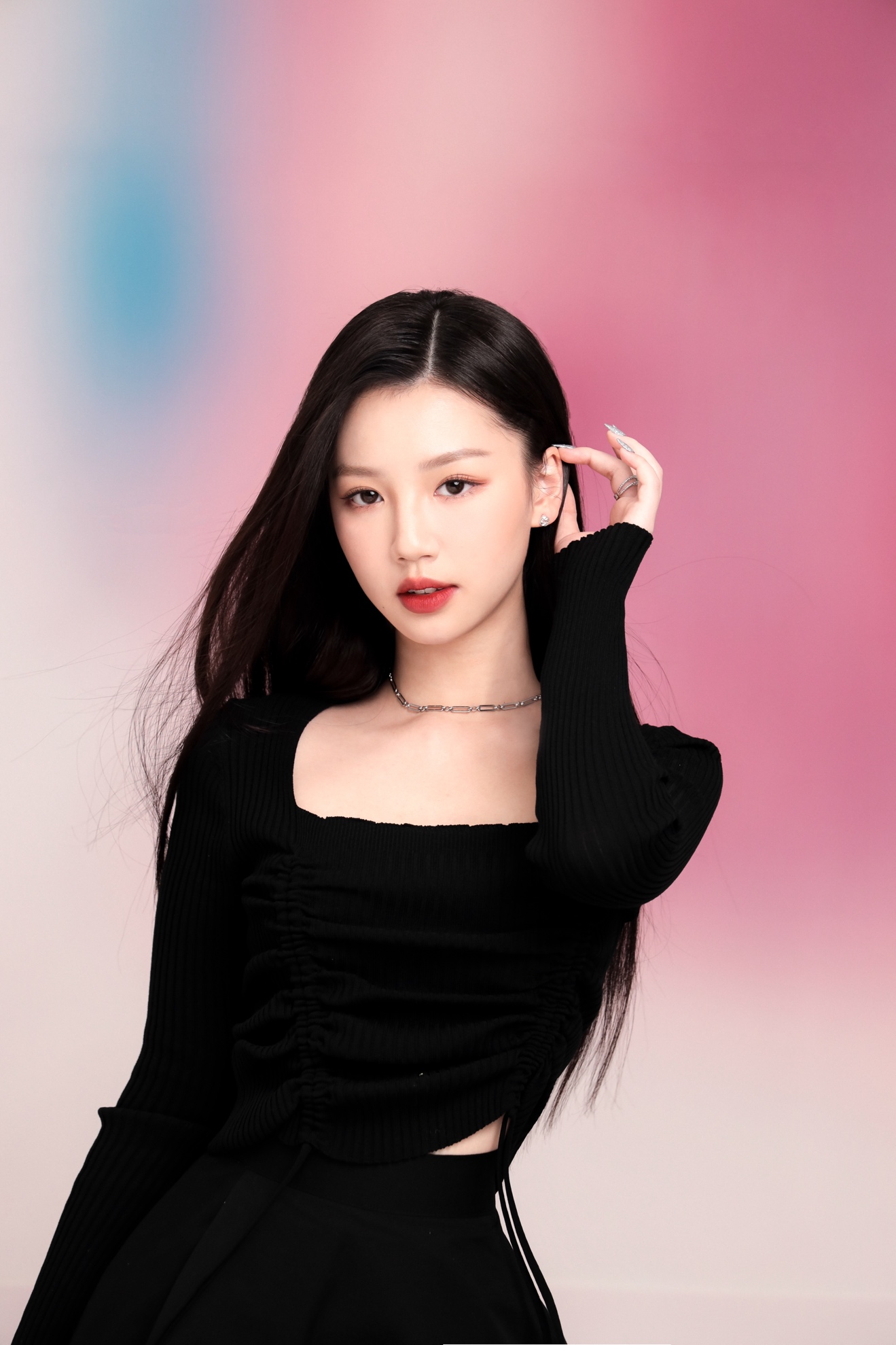 8Wonder lộ diện 7 nghệ sĩ Việt đình đám biểu diễn cùng Charlie Puth-6