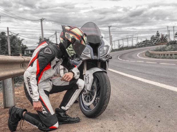 Đời thường của doanh nhân đang hẹn hò Quỳnh Lương: Đam mê mô tô, siêu xe-7