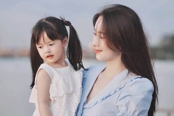 Đặng Thu Thảo thả dáng ở Úc: Toát khí chất phu nhân hào môn, thái độ chồng doanh nhân gây chú ý-6