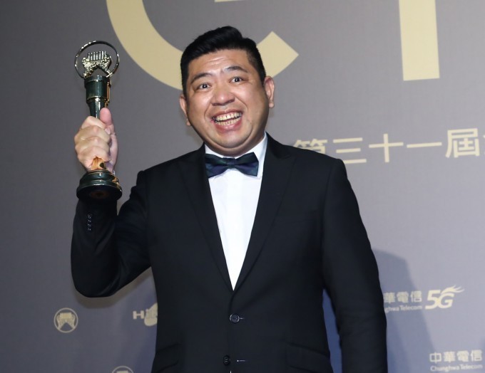 5 nghệ sĩ nam bị cáo buộc tấn công tình dục là ai?-3