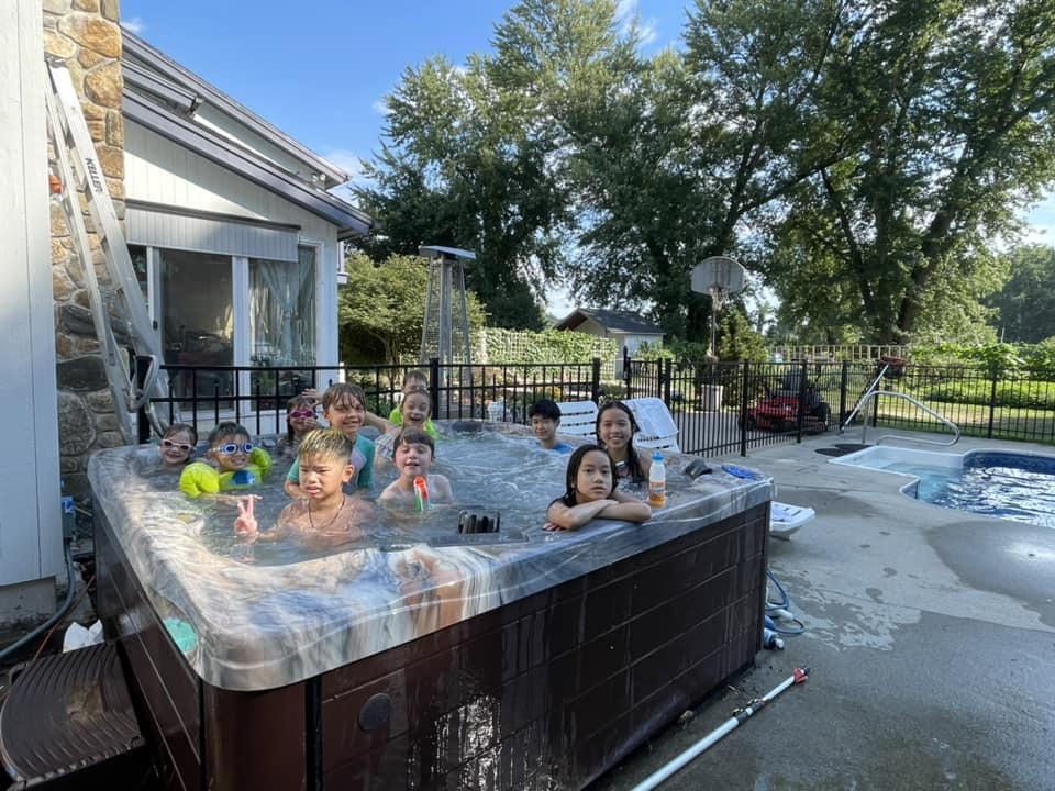 Nữ ca sĩ sống như bà hoàng tại Mỹ, chồng cứ thích là tặng biệt thự, siêu xe-5