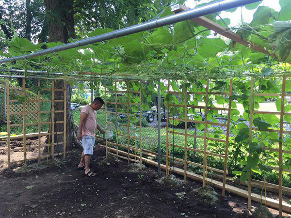 Nữ ca sĩ sống như bà hoàng tại Mỹ, chồng cứ thích là tặng biệt thự, siêu xe-8