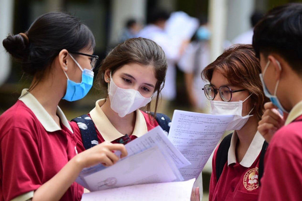 Thời tiết Hà Nội 3 ngày tới: Mưa lớn giảm dần rồi tăng nhiệt hửng nắng-3