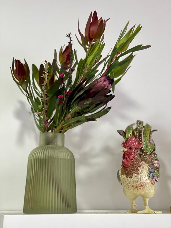 Ngoài 50 tuổi công khai bạn gái mới có body nóng bỏng, đạo diễn Dũng khùng tiết lộ cách mua nhà 4 tỷ đồng với mức lương 20 triệu/tháng-6