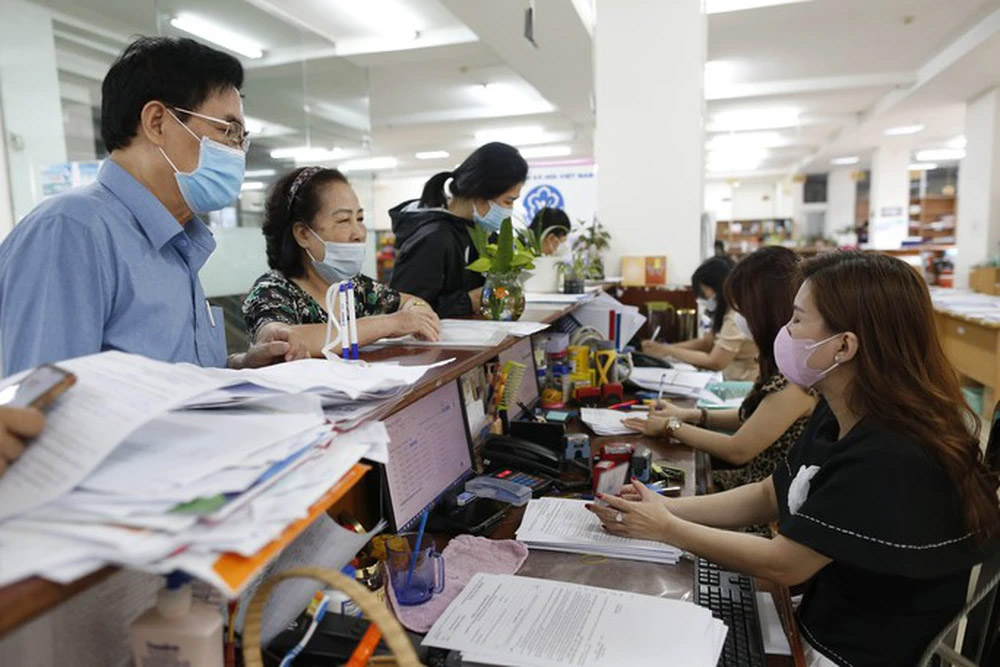 Mức đóng BHXH, BHYT từ ngày 1-7-2023 là bao nhiêu?-3