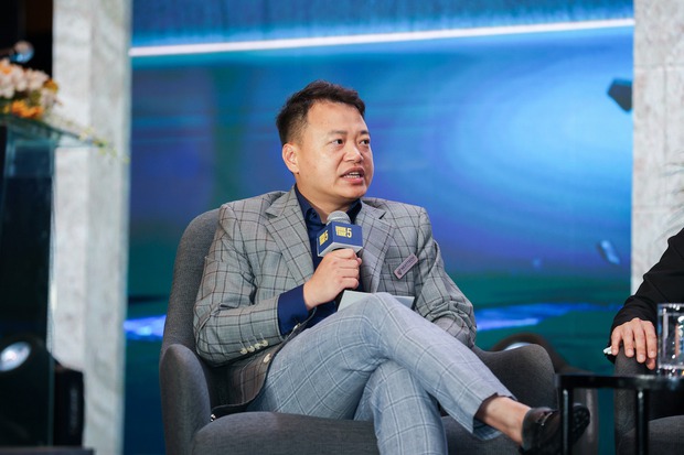 Shark Nguyễn Hòa Bình lý giải nghịch lý: Vì sao người trẻ đòi nghỉ hưu sớm”, còn các tỷ phú… vẫn miệt mài làm việc-2