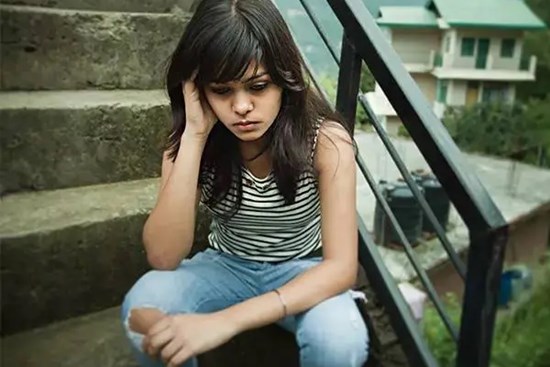 7 dấu hiệu cho thấy trẻ đang bị nuôi dưỡng trong môi trường “độc hại”