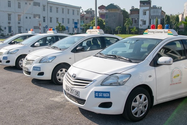 Một công ty đào tạo lái xe bị tước giấy phép-1