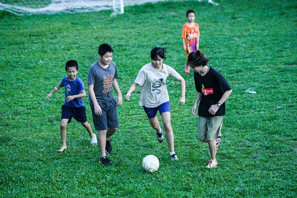 Ám ảnh con thấp, mẹ chi trăm triệu đồng tiêm kích chiều cao-1