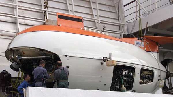 Nhà báo Mỹ thoát nạn trong gang tấc khi thăm tàu Titanic nhờ lái tàu người Nga-2