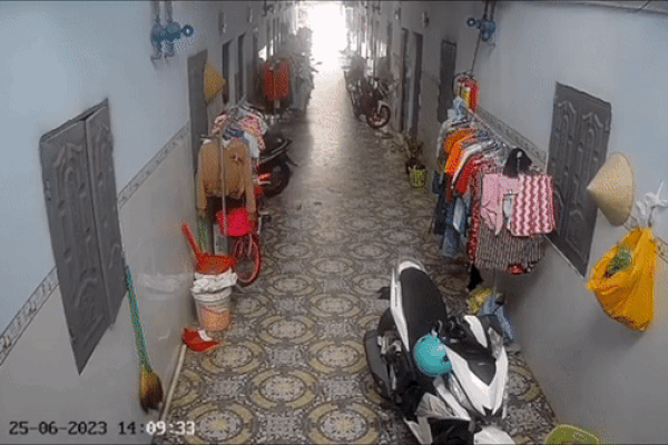 Giả gái mồi chài chat sex rồi quay lại hình ảnh nhạy cảm để tống tiền-2