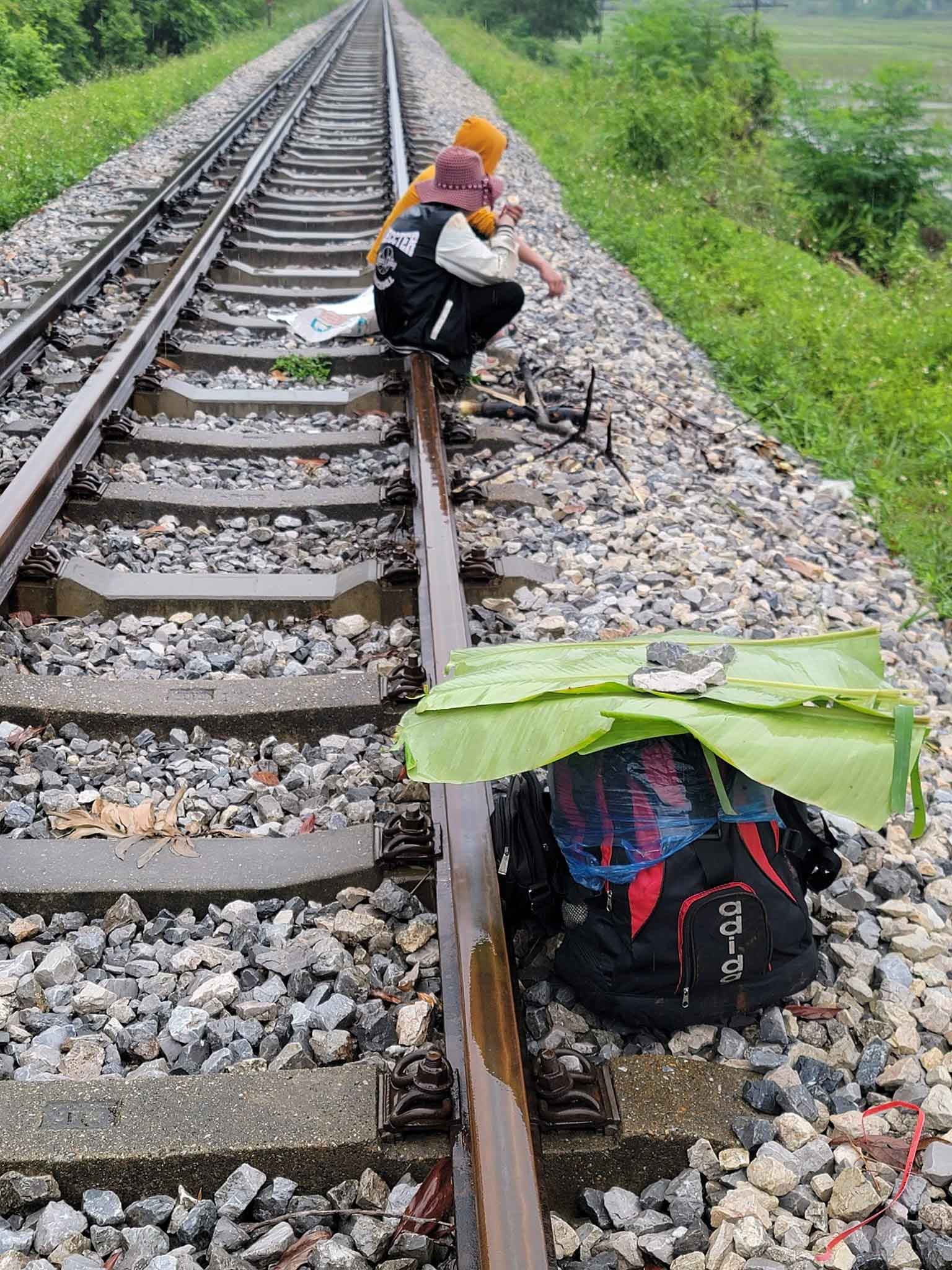 Hai người HMông đi bộ từ Hà Nội về Hà Giang không phải là vợ chồng hợp pháp-2