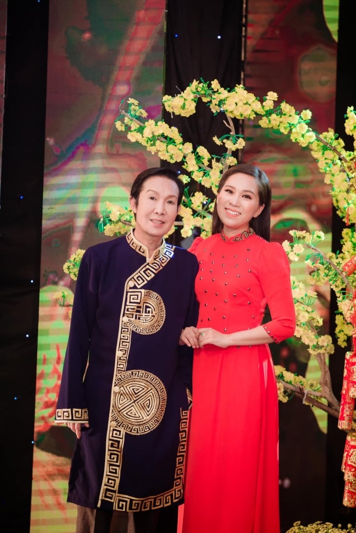 Hồng Phượng làm thơ tưởng nhớ cậu ruột Vũ Linh, ẩn ý ai đó vô ơn, giả dối-1